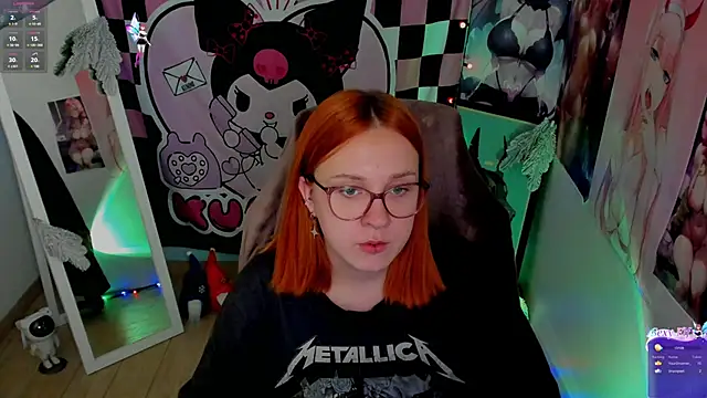 Snapshot of Rudy_02 chatting on December 10, 4:49 pm Rudy 02 online show from December 10, 4:49 pm