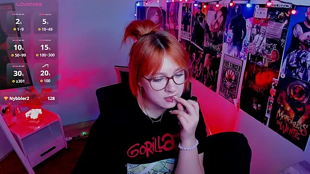 Snapshot of Rudy_02 chatting on September 9, 4:45 am Rudy 02 online show from September 9, 4:45 am