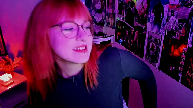 Snapshot of Rudy_02 chatting on September 21, 8:10 pm Rudy 02 online show from September 21, 8:10 pm