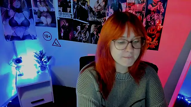 Snapshot of Rudy_02 chatting on October 14, 6:52 pm Rudy 02 online show from October 14, 6:52 pm