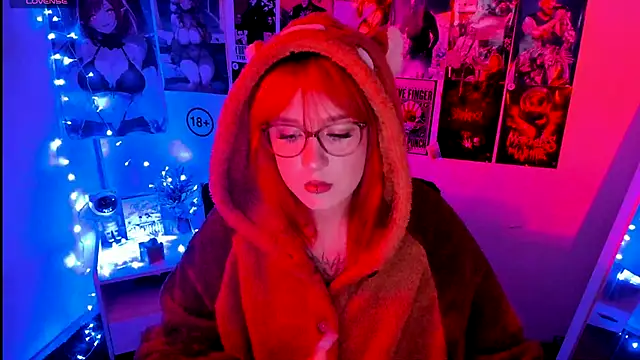 Snapshot of Rudy_02 chatting on November 11, 1:05 am Rudy 02 online show from November 11, 1:05 am