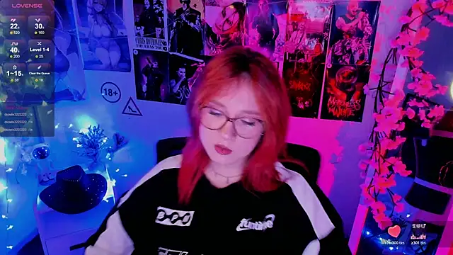 Snapshot of Rudy_02 chatting on December 1, 6:40 am Rudy 02 online show from December 1, 6:40 am