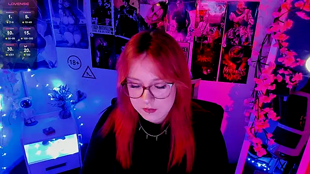 Snapshot of Rudy_02 chatting on December 2, 8:41 am Rudy 02 online show from December 2, 8:41 am