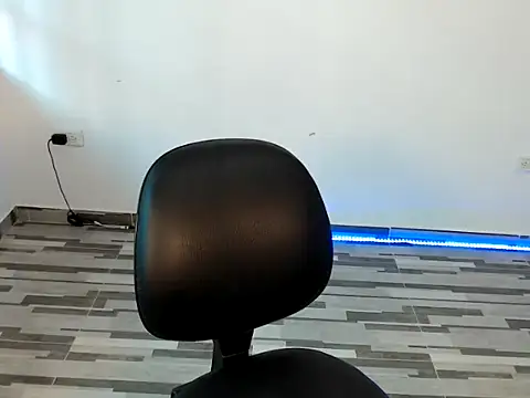 naomi h1 online show from April 10, 7:18 pm