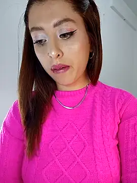 Snapshot of nix_white chatting on February 27, 8:42 pm nix white online show from February 27, 8:42 pm