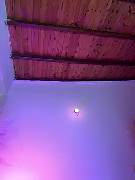 LylaLee111 online show from February 15, 1:16 pm