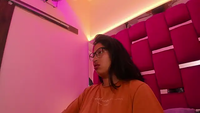 Snapshot of Miaa_Smiith_ chatting on June 20, 3:53 am Miaa Smiith online show from June 20, 3:53 am