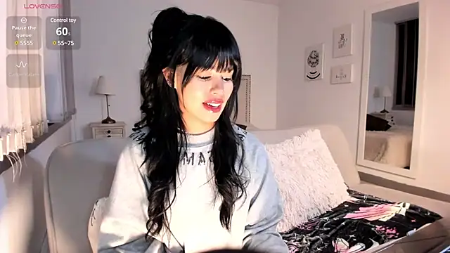 Snapshot of HannaKim chatting on December 10, 11:08 pm HannaKim online show from December 10, 11:08 pm