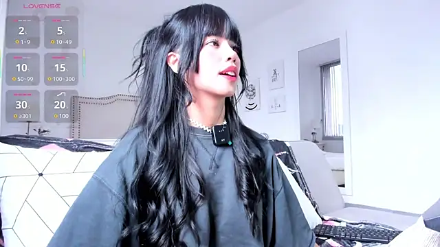 Snapshot of HannaKim chatting on February 27, 3:05 pm HannaKim online show from February 27, 3:05 pm