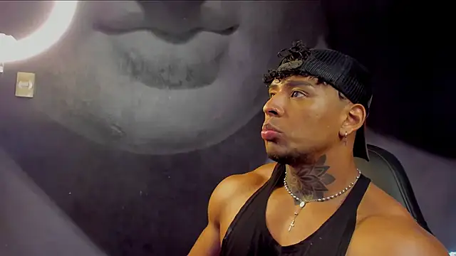 Snapshot of bradley_smith chatting on February 26, 6:58 am bradley smith online show from February 26, 6:58 am