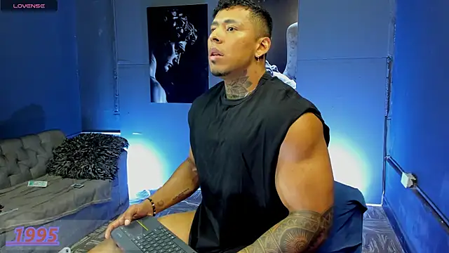 bradley smith online show from April 22, 8:17 am