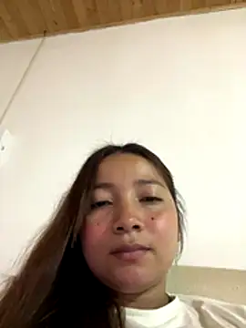 queen angelique online show from December 3, 1:46 am