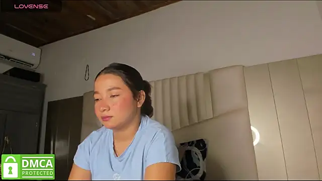 queen angelique online show from February 4, 2:50 am