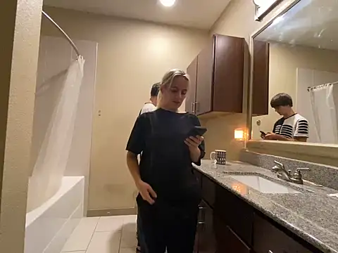 girlfriendmissy online show from February 23, 8:44 pm