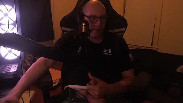 chicostick413 online show from October 26, 2:17 am