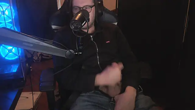 chicostick413 online show from November 10, 5:56 pm