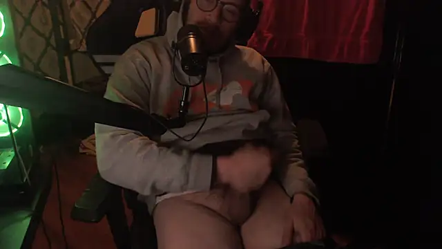 chicostick413 online show from April 20, 2:03 am