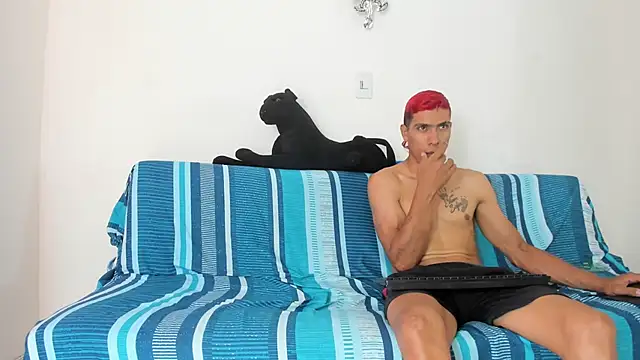 QuinnAndpuma1 online show from January 14, 9:20 pm