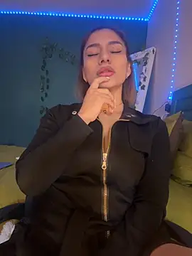 Bckystonee online show from September 19, 6:04 am