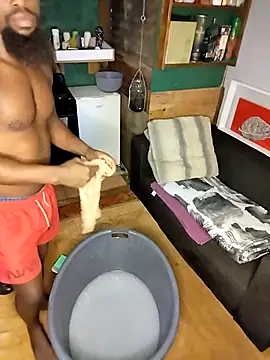 Chocolate factory man online show from March 14, 3:47 pm