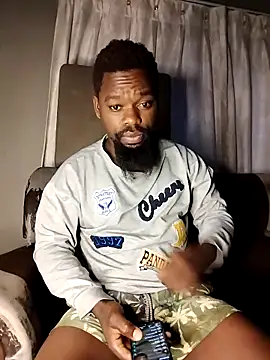 Chocolate factory man online show from September 25, 3:32 am