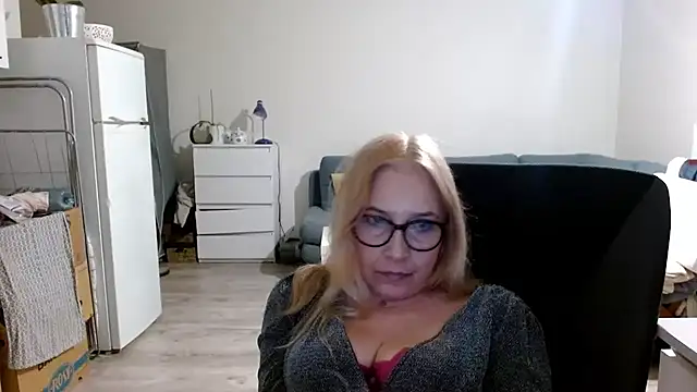 sofia xkiss online show from March 2, 5:58 pm