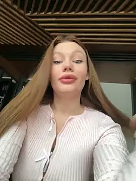 justmila online show from January 3, 9:25 am