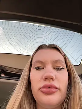 justmila online show from October 31, 10:16 am