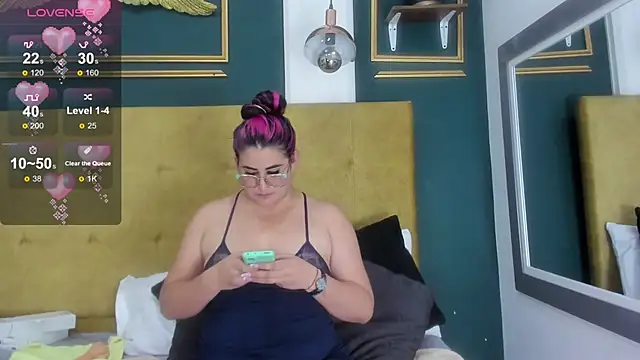 Snapshot of BellaPeers_ chatting on January 9, 11:47 am BellaPeers  online show from January 9, 11:47 am