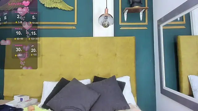 Snapshot of BellaPeers_ chatting on January 16, 12:09 pm BellaPeers  online show from January 16, 12:09 pm