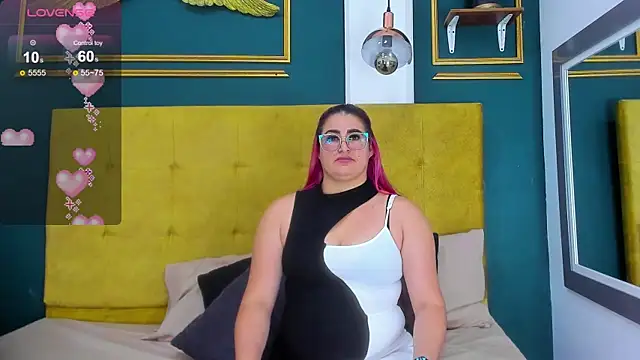 Snapshot of BellaPeers_ chatting on January 21, 11:46 am BellaPeers  online show from January 21, 11:46 am