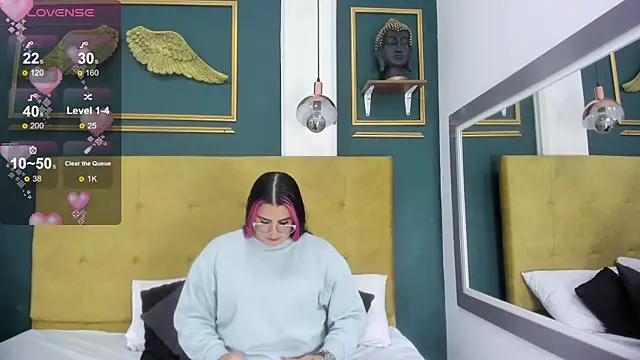 Snapshot of BellaPeers_ chatting on January 24, 11:37 am BellaPeers  online show from January 24, 11:37 am