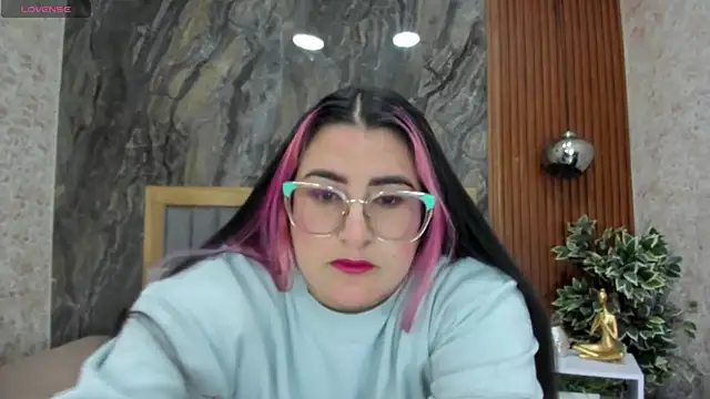 Snapshot of BellaPeers_ chatting on February 5, 11:34 am BellaPeers  online show from February 5, 11:34 am