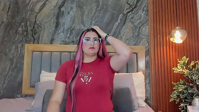 Snapshot of BellaPeers_ chatting on February 6, 12:16 pm BellaPeers  online show from February 6, 12:16 pm