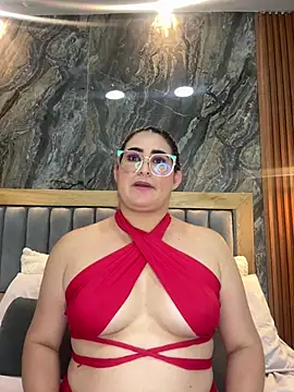 Snapshot of BellaPeers_ chatting on February 8, 3:00 pm BellaPeers  online show from February 8, 3:00 pm