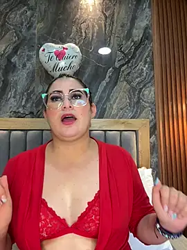 Snapshot of BellaPeers_ chatting on February 16, 3:05 pm BellaPeers  online show from February 16, 3:05 pm