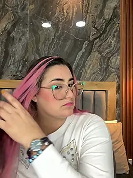 Snapshot of BellaPeers_ chatting on February 21, 11:33 am BellaPeers  online show from February 21, 11:33 am