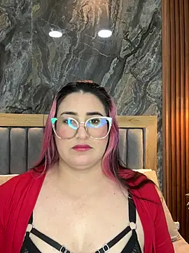 Snapshot of BellaPeers_ chatting on February 23, 3:18 pm BellaPeers  online show from February 23, 3:18 pm