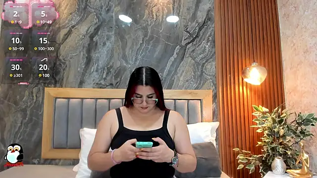 Snapshot of BellaPeers_ chatting on March 3, 11:33 am BellaPeers  online show from March 3, 11:33 am