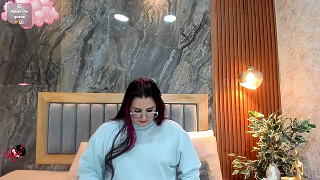 Snapshot of BellaPeers_ chatting on March 4, 11:40 am BellaPeers  online show from March 4, 11:40 am