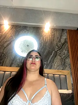 Snapshot of BellaPeers_ chatting on September 25, 12:09 pm BellaPeers  online show from September 25, 12:09 pm