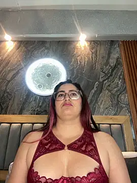 Snapshot of BellaPeers_ chatting on September 29, 11:59 am BellaPeers  online show from September 29, 11:59 am