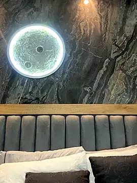 Snapshot of BellaPeers_ chatting on October 4, 12:25 pm BellaPeers  online show from October 4, 12:25 pm