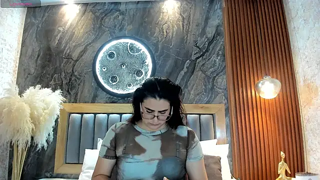 BellaPeers  online show from June 5, 11:27 am