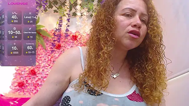 BLONDE SEXYHOT online show from March 12, 5:41 pm