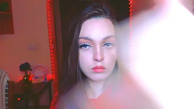 miss merciless  online show from December 4, 5:00 pm