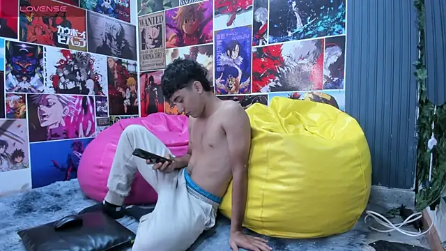 Austin Cardieff online show from January 5, 7:39 pm