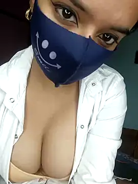 wild bong queen online show from December 4, 5:11 pm