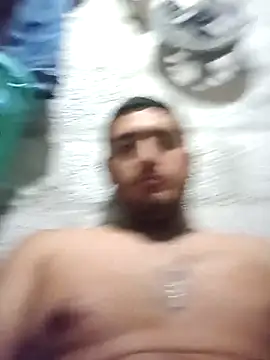 Snapshot of Monche1909 chatting on December 5, 12:52 am Monche1909 online show from December 5, 12:52 am