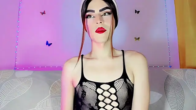 TatiGil online show from June 8, 7:14 pm